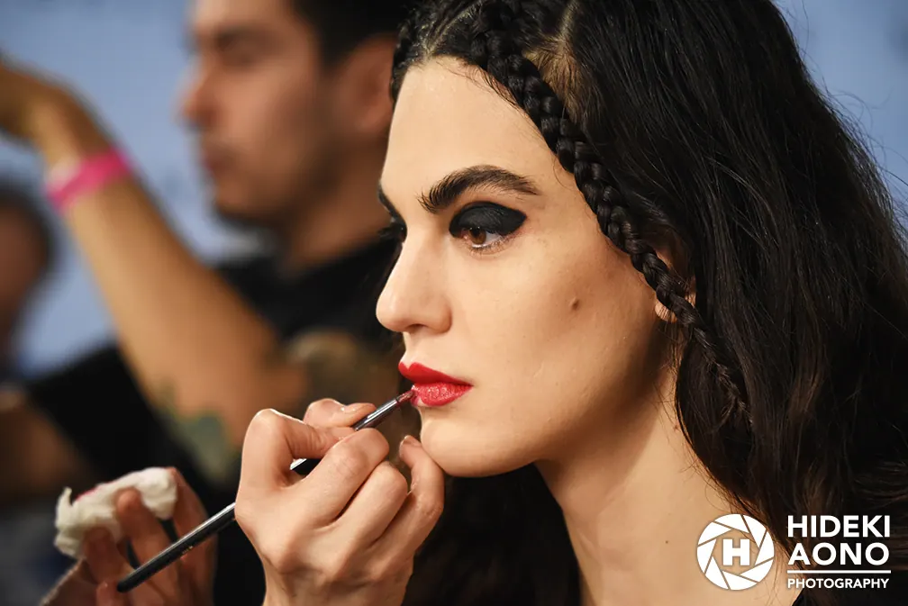 Backstage, Hideki Aono