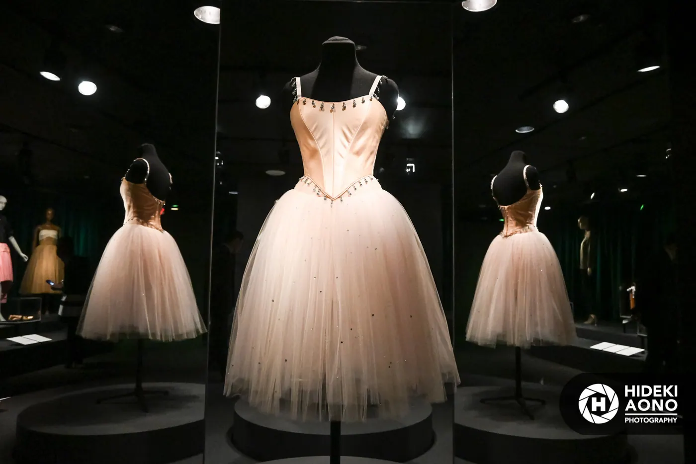 Ballerina, Hideki Aono