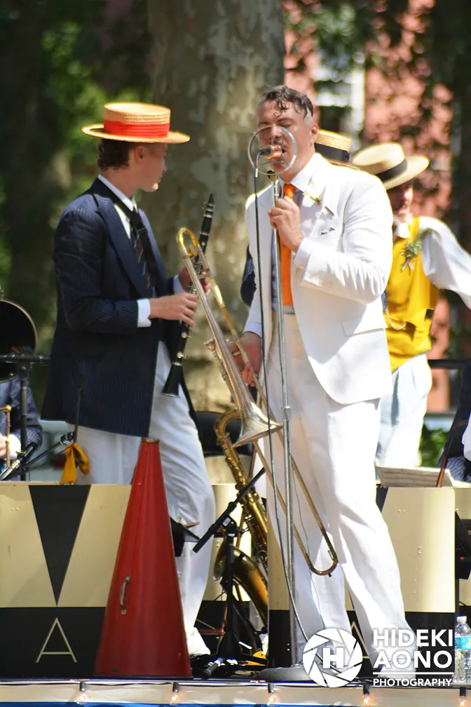 Lawn party, Hideki Aono