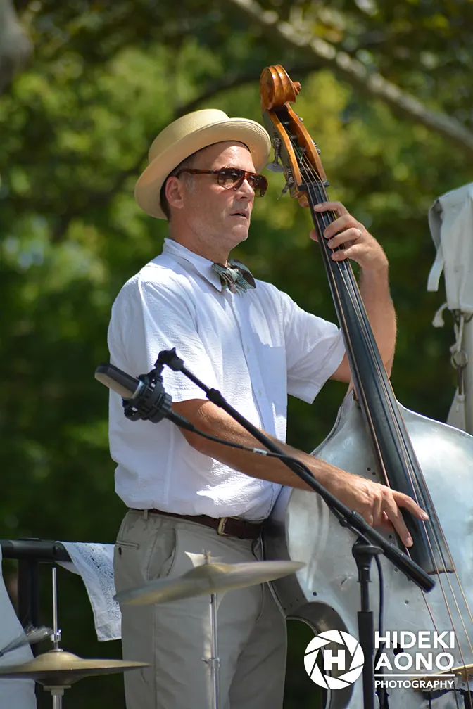 Lawn party, Hideki Aono