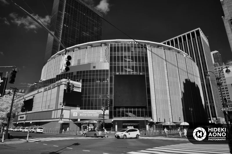LES NYC 368 — New York City // Black & White