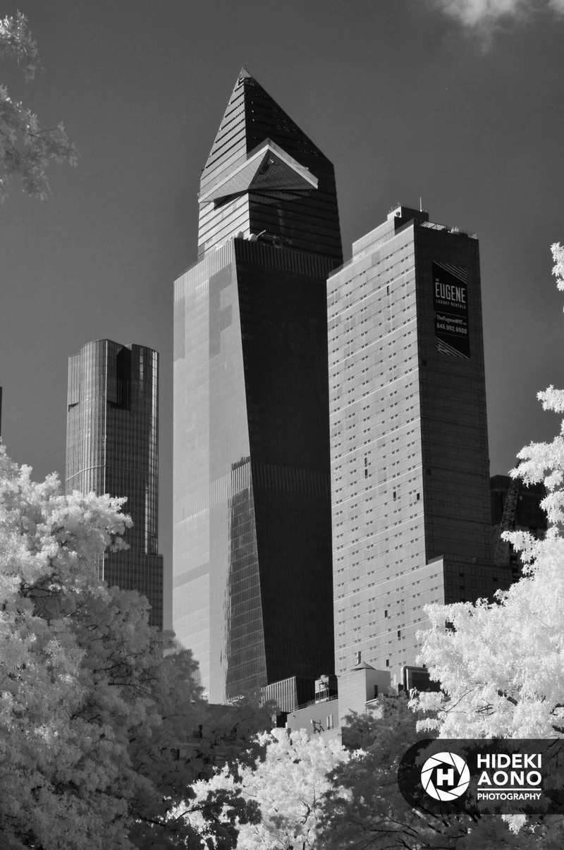 LES NYC 388 — New York City // Black & White